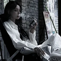 Lục Thiên Nghi - chị