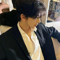 LêAnh Hoàng