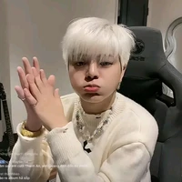 Kẹo sigum - tác giả