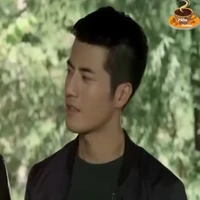 Hai Thiếu