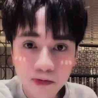 Hùng 