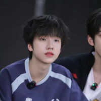 Nhiếp vĩ thần 