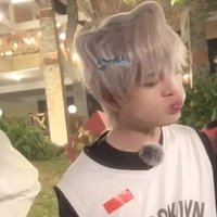 nhỏ tác giả