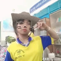 mon (tác giả)