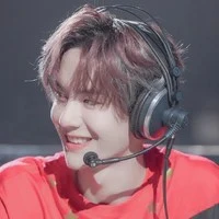 vương nhất bác