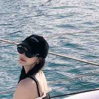 Lục Oanh Oanh 