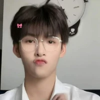 Hùng Huỳnh