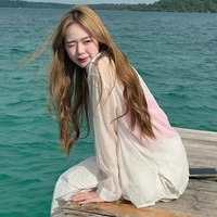 June Wanwimol/ nàng