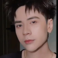 lê Quang Hùng 