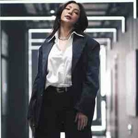 Faye Malisorn ( Chị cô )