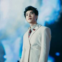 Trần Minh Hiếu/HIEUTHUHAI