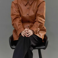 Bà Linh - Mẹ Quang Anh ( mẹ kế )