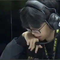 Đinh Tấn Khoa•E