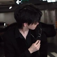 Hoàng Lâm Khánh Phong-John