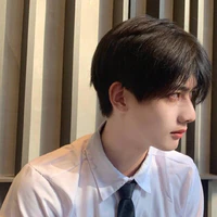 Bạch Thiên Gia Bảo