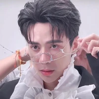Lê Quang Hùng <Phone>