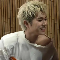 đức duy_ captain boy