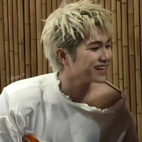 đức duy_ captain boy