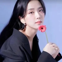 Kim Jisoo - Chị
