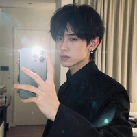 Lục Minh Đông Phong/Vostok