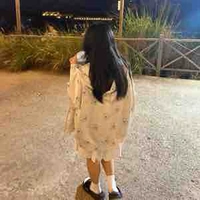 Vyy nè ( tác giả )