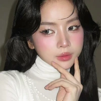 Trương Tiểu My ( cô)