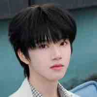 Trương Hàm Thụy 