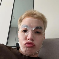 Ê con nhỏ kia😇