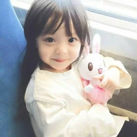 Tần Ngữ ( 9 tuổi )