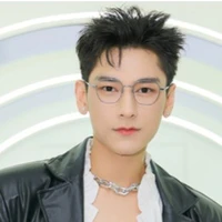 issac(thầy giáo)