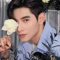 Hùng Huỳnh