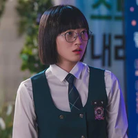 Em-Choi Kyeong