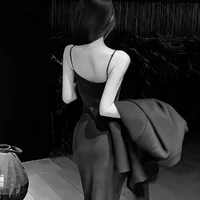 Bà Chủ Bar