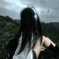 Nguyễn Phan Hoài Đan(em gái Anh)