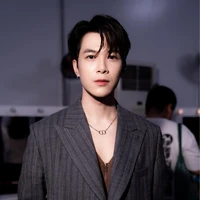 Bùi Anh Tú-Anh tú atus