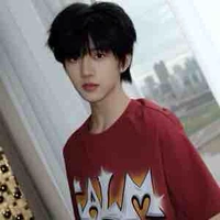 Trương Hàm Thuỵ (anh 3)