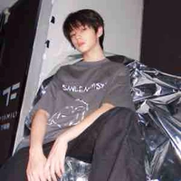 Vương Lỗ Kiệt (anh 4)