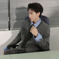 Con tg bị khùm