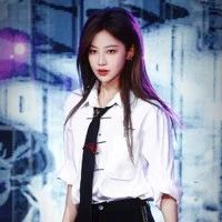 Viên Nhất Kỳ ( em )