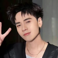 Lê Quang Hùng (Phone)