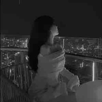 // - Đặng Mỹ Linh.  | bà. | 