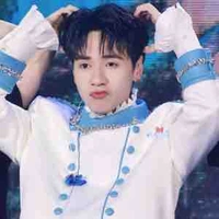 Lê Quang Hùng(Lê Thiếu)