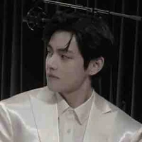 Kim Taehyung - V