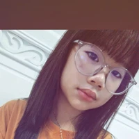 nu(nam chính)