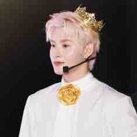 Hùng Huỳnh(Trắng)