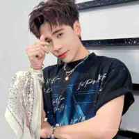 Lê Quang Hùng 