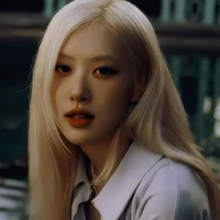 Park Chaeyoung _ Rosé [ nàng ]