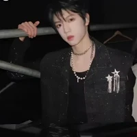 Trương Quế Nguyên " Hắn "