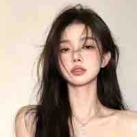 Trương Nguyên Anh_Anni(bạn cô)