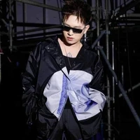 b ray